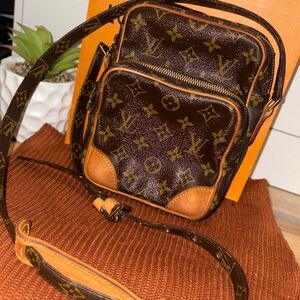 Louis Vuitton Amazone Bag